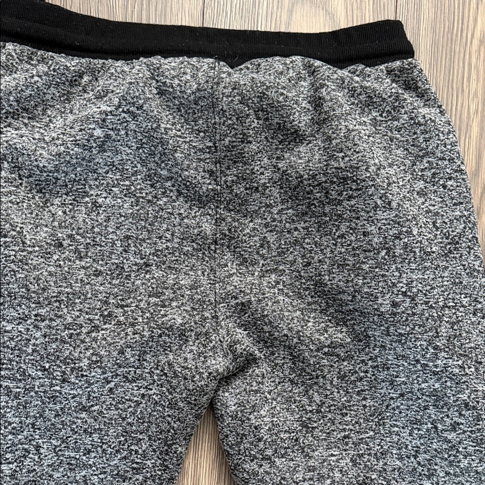 Men's Dual-Tone Joggers in Gray and Black - Picture 9 of 10